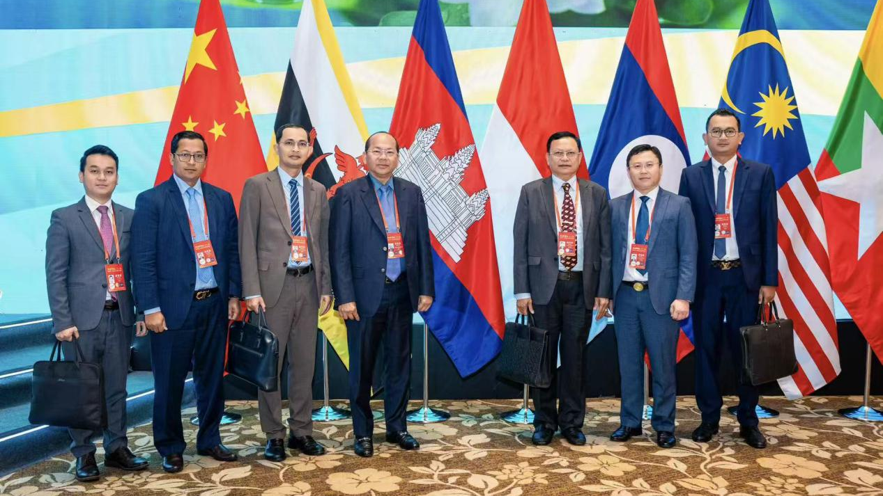 柬埔寨贡布省访闽并与平潭综合实验区签署建立友城关系意向书