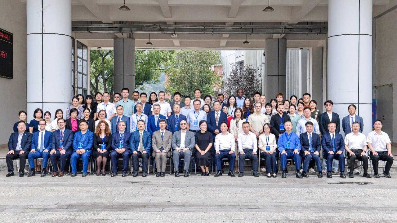 三明学院—上海外国语大学匈牙利研究中心揭牌成立