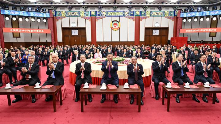 全国政协举行新年茶话会 习近平发表重要讲话