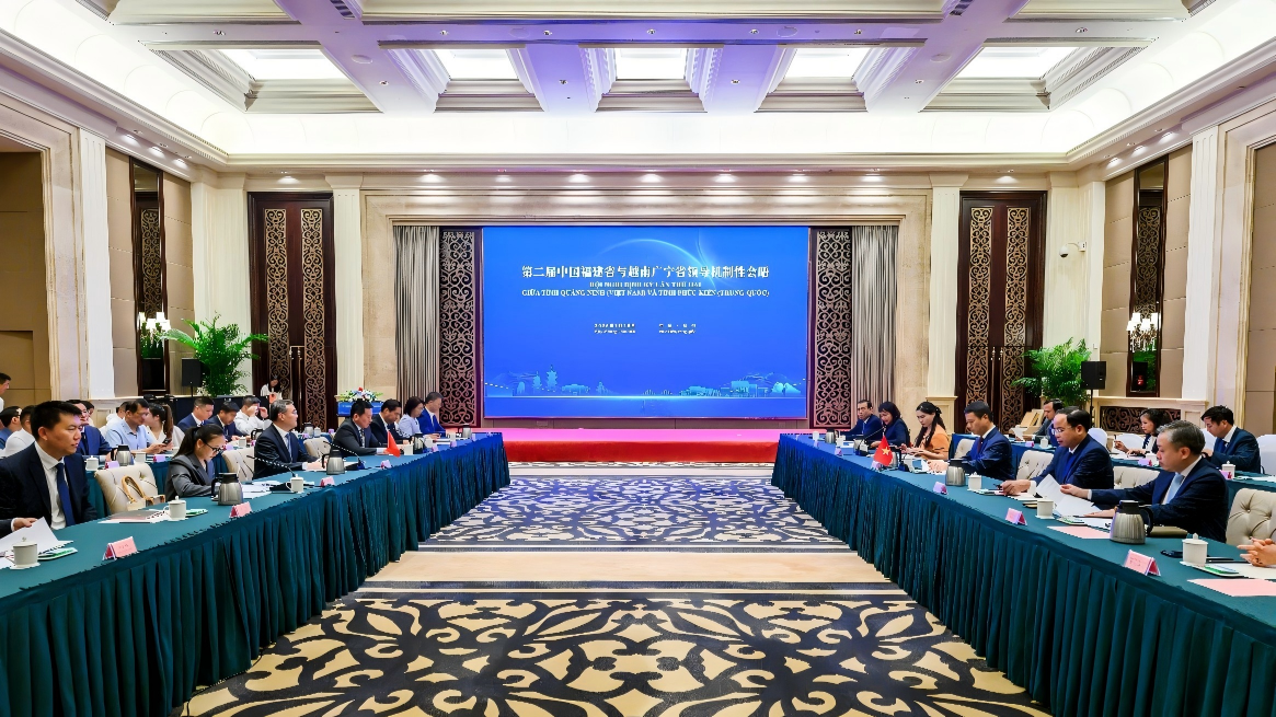 越南广宁省委常委、省人民议会常务副主席阮洪阳一行访闽